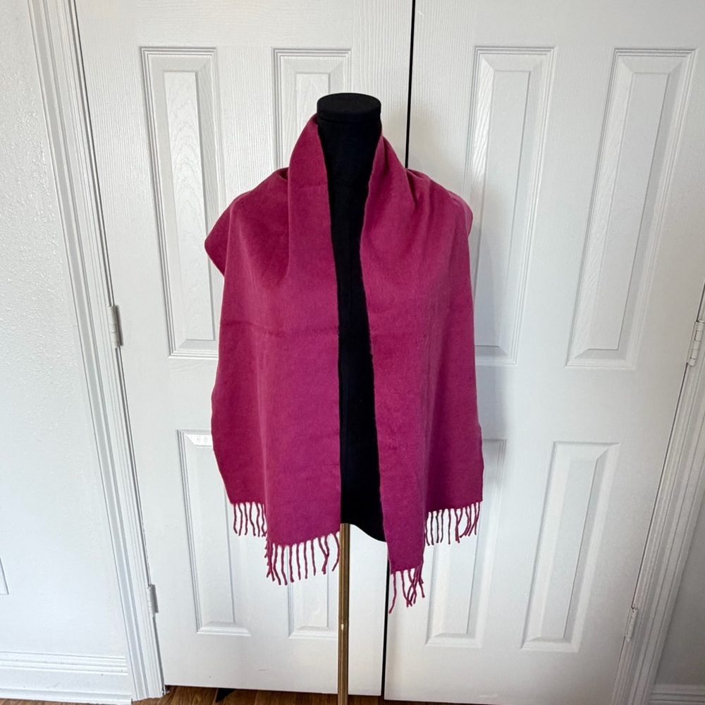 Begg Scotland 100% Cashmere Scarf Raspberry Pink Made in Scotland